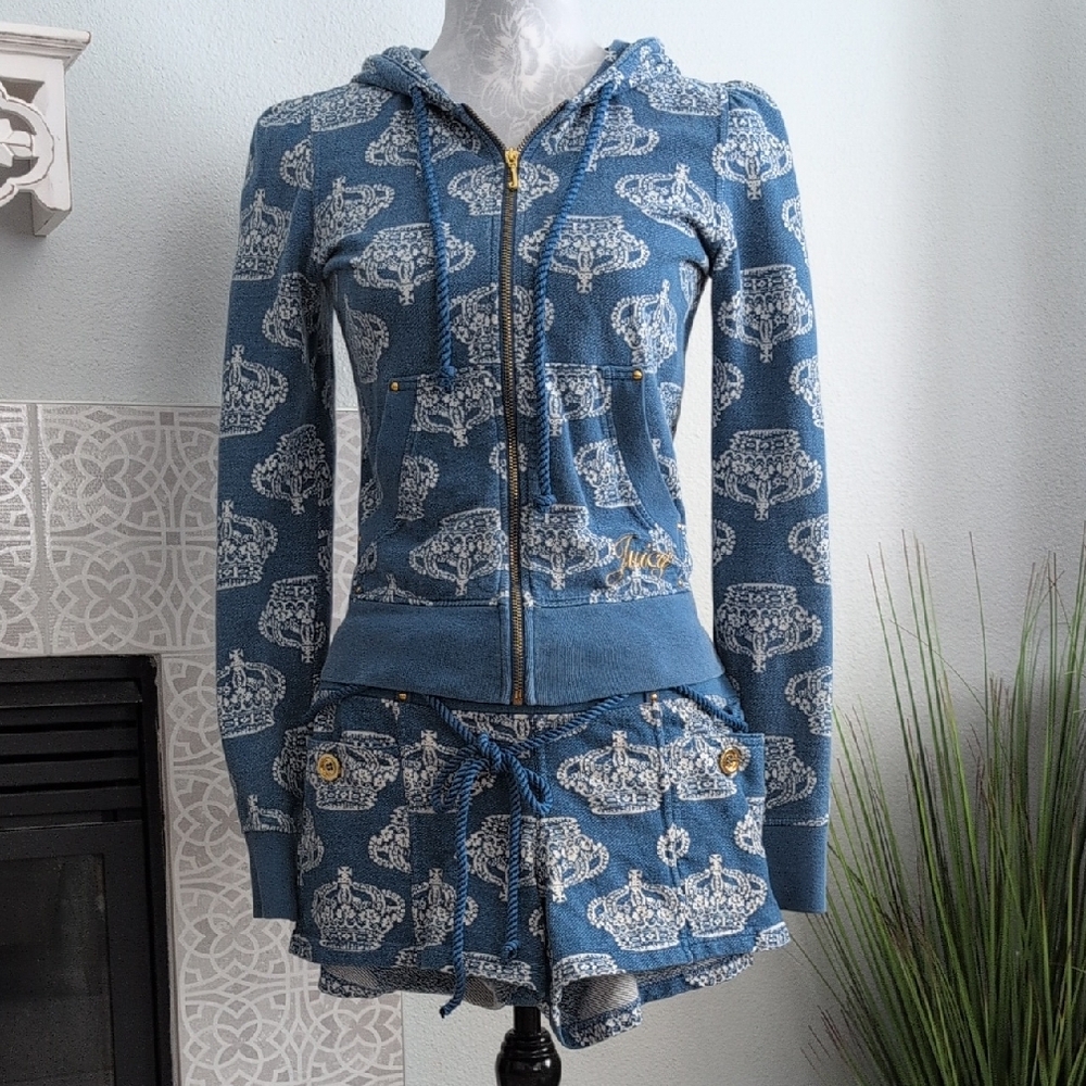 Juicy Couture Blue and White Knit Set